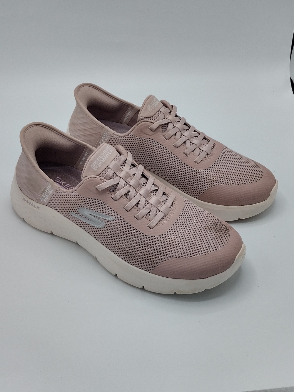 Skechers Go Walk Slip Ins Women Shoes Beige Walking Sneaker 124836 Size 10.5
